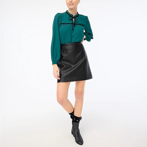 J.Crew Velvet tie-neck top - Picture 3 of 5